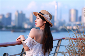 You can participate in the tea production process yourself. You can participate in the tea production process yourself.