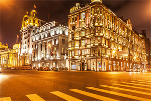 千禧年变化下的上海夜